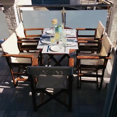 Alekas Harbour House